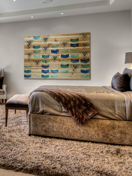 Floating Triangles – Marmont Hill